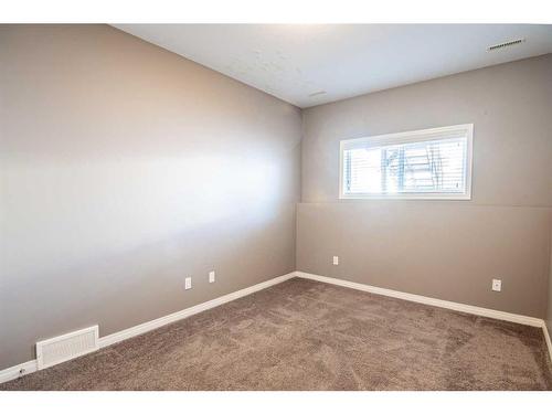 89 Crimson Court, Blackfalds, AB - Indoor Photo Showing Other Room