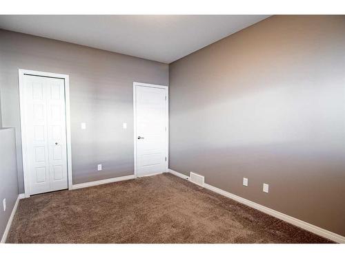 89 Crimson Court, Blackfalds, AB - Indoor Photo Showing Other Room