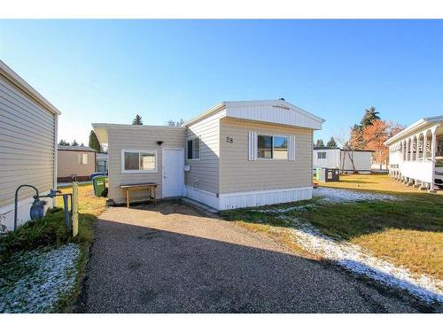 28 Parkview Avenue, Red Deer, AB 