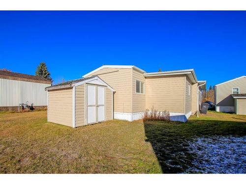 28 Parkview Avenue, Red Deer, AB 