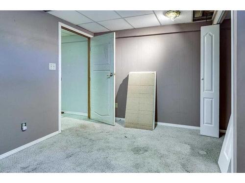 5741 35 Street, Red Deer, AB - Indoor Photo Showing Other Room