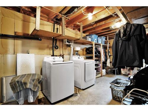 5608 56A Avenue, Rocky Mountain House, AB - Indoor Photo Showing Laundry Room