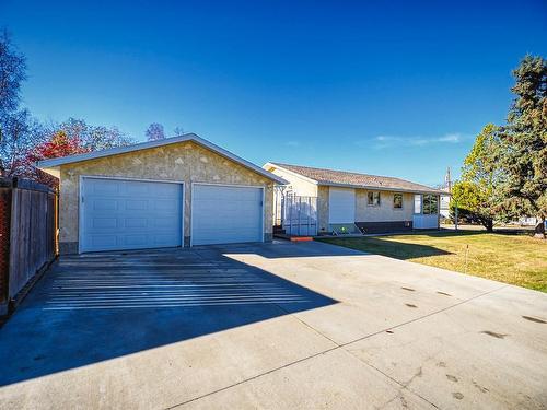 815 8 Street North, Three Hills, AB - Outdoor