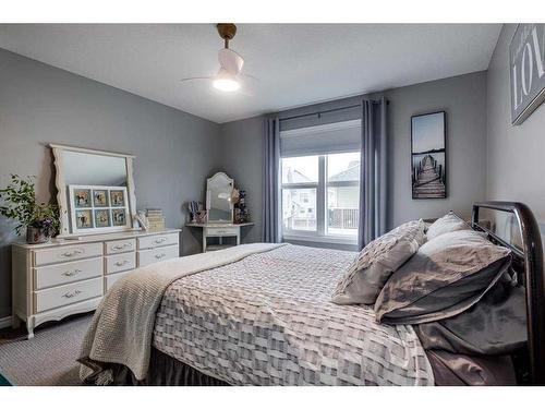 24-33 Jennings Crescent, Red Deer, AB - Indoor Photo Showing Bedroom