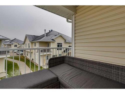 24-33 Jennings Crescent, Red Deer, AB - Outdoor With Exterior