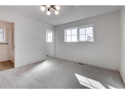 12 Ian Way, Sylvan Lake, AB - Indoor Photo Showing Other Room