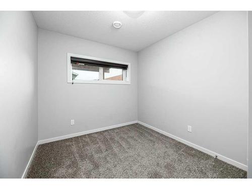 33 Athens Road, Blackfalds, AB - Indoor Photo Showing Other Room