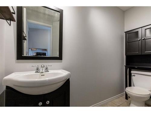 4515 48 Street, Innisfail, AB - Indoor Photo Showing Bathroom