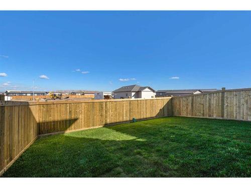 142 Beacon Hill Drive Sw, Fort Mcmurray, AB - Outdoor With Backyard