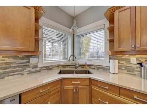 136 Ammeter Crescent, Red Deer, AB - Indoor Photo Showing Kitchen