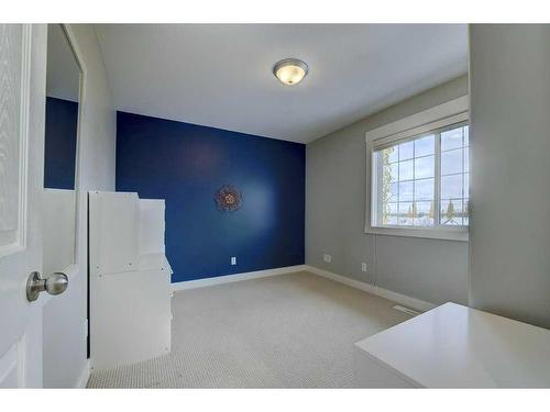 136 Ammeter Crescent, Red Deer, AB - Indoor Photo Showing Other Room