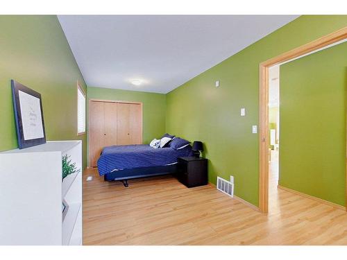 4804 Lake Street, Alix, AB - Indoor Photo Showing Bedroom