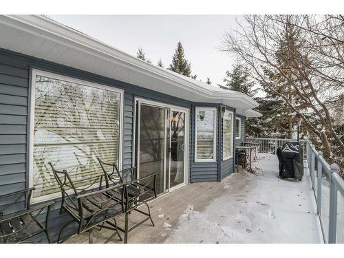 4804 Lake Street, Alix, AB - Outdoor With Deck Patio Veranda