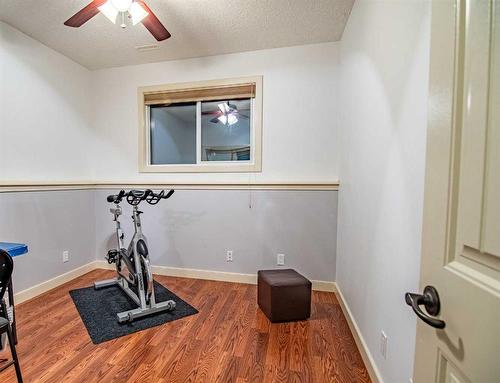 100 Vincent Close, Red Deer, AB - Indoor Photo Showing Gym Room