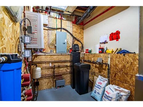 100 Vincent Close, Red Deer, AB - Indoor Photo Showing Basement