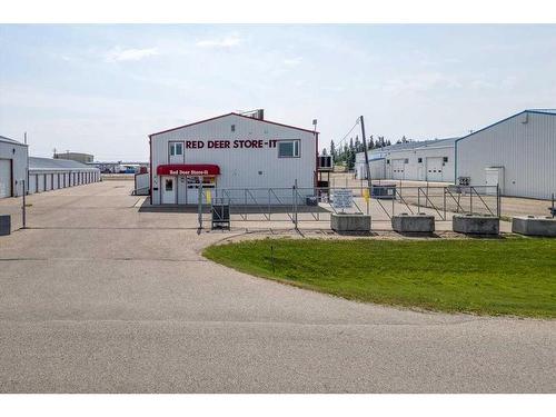 89 Poplar Street, Rural Red Deer County, AB 