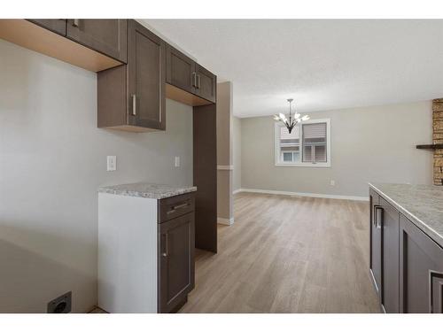 112 Sanden Street, Bawlf, AB - Indoor Photo Showing Kitchen