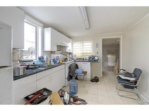 1836 21 Avenue, Delburne, AB - Indoor Photo Showing Kitchen