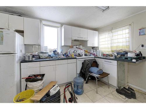 1836 21 Avenue, Delburne, AB - Indoor Photo Showing Kitchen