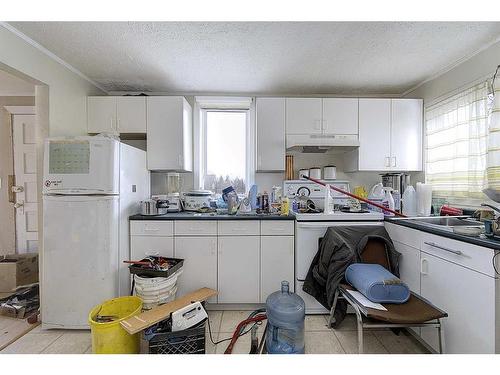 1836 21 Avenue, Delburne, AB - Indoor Photo Showing Kitchen