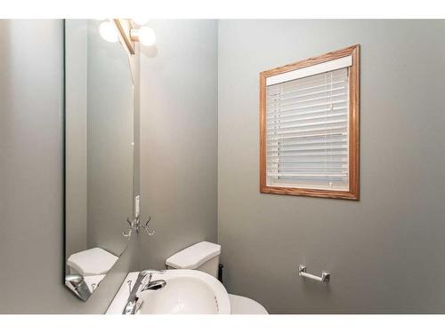 19 Jones Crescent, Red Deer, AB - Indoor Photo Showing Bathroom