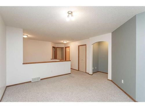 19 Jones Crescent, Red Deer, AB - Indoor Photo Showing Other Room