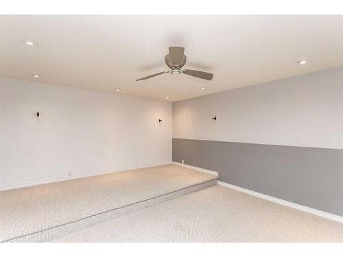 19 Jones Crescent, Red Deer, AB - Indoor Photo Showing Other Room