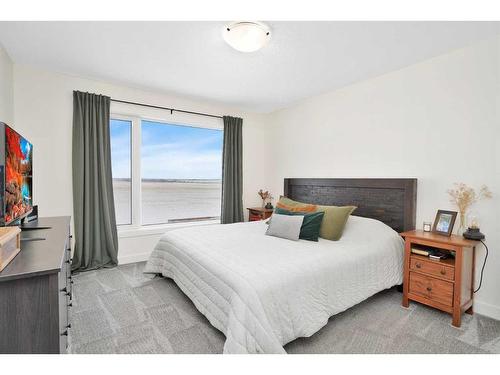 4918 58 Avenue, Rimbey, AB - Indoor Photo Showing Bedroom