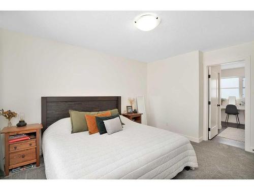 4918 58 Avenue, Rimbey, AB - Indoor Photo Showing Bedroom