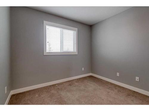 164 Hampton Close, Penhold, AB - Indoor Photo Showing Other Room