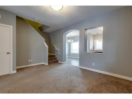 164 Hampton Close, Penhold, AB - Indoor Photo Showing Other Room