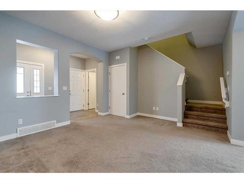 164 Hampton Close, Penhold, AB - Indoor Photo Showing Other Room