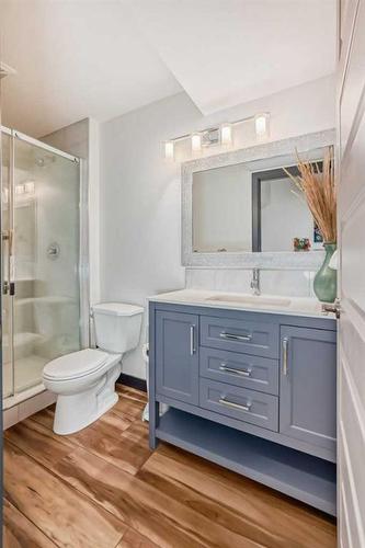 2 Grove Close, Red Deer, AB - Indoor Photo Showing Bathroom