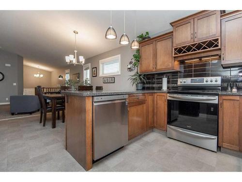 80 Trimble Close, Red Deer, AB - Indoor Photo Showing Kitchen