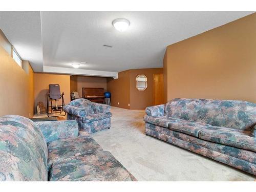 13 Westwood Court South, Sylvan Lake, AB - Indoor