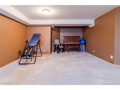 13 Westwood Court South, Sylvan Lake, AB - Indoor Photo Showing Other Room