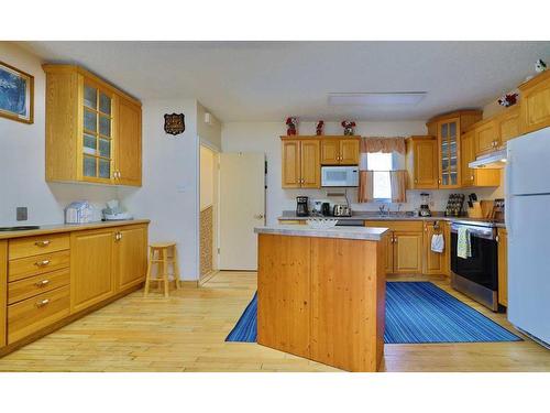 113 Vrolson Road, Bawlf, AB - Indoor Photo Showing Kitchen