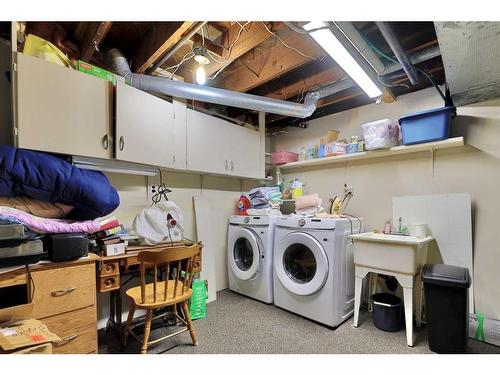 113 Vrolson Road, Bawlf, AB - Indoor Photo Showing Laundry Room