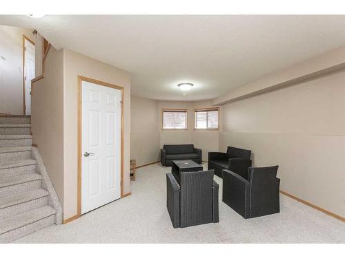 122 Langford Crescent, Red Deer, AB - Indoor Photo Showing Other Room