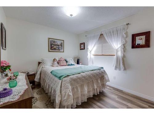 5416 50 Street, Rimbey, AB - Indoor Photo Showing Bedroom