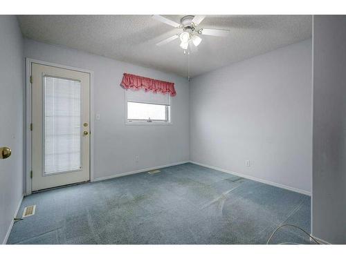 37 Liberty Close, Lacombe, AB - Indoor Photo Showing Other Room