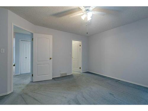 37 Liberty Close, Lacombe, AB - Indoor Photo Showing Other Room