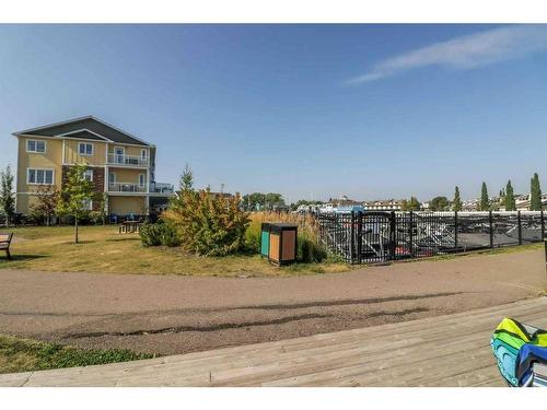 108-5210 Lakeshore Drive, Sylvan Lake, AB - Outdoor