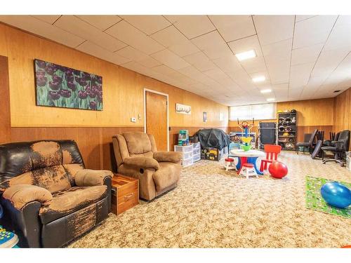 4607 55 Street, Stettler, AB - Indoor Photo Showing Basement