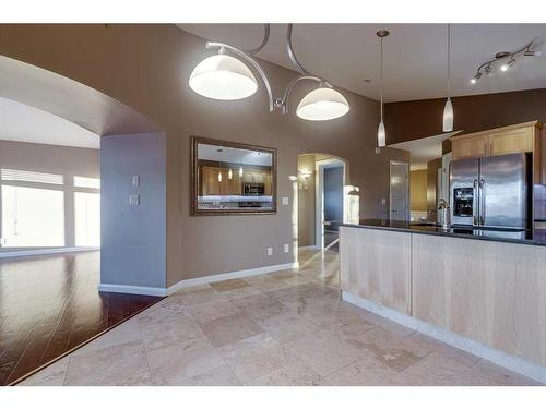 81 Portway Close, Blackfalds, AB - Indoor Photo Showing Kitchen