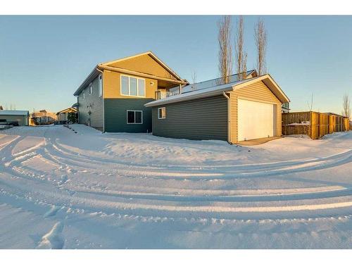 81 Portway Close, Blackfalds, AB - Outdoor