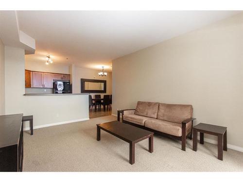 104-69 Ironstone Drive, Red Deer, AB - Indoor Photo Showing Living Room