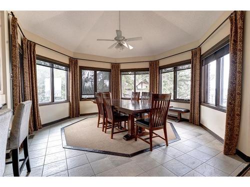 170 Jarvis Bay Drive, Jarvis Bay, AB - Indoor Photo Showing Dining Room