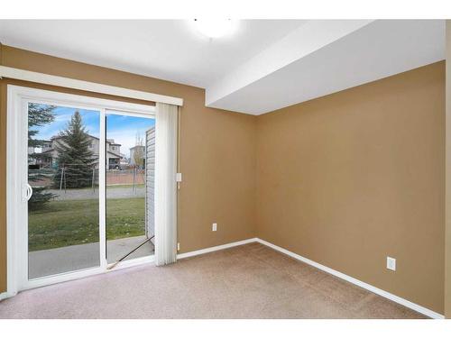 1216-31 Jamieson Avenue, Red Deer, AB - Indoor Photo Showing Other Room