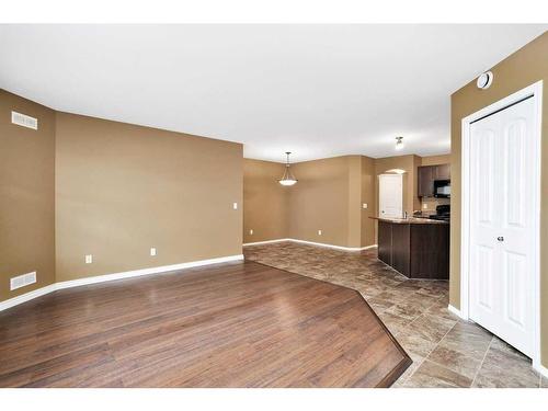 1216-31 Jamieson Avenue, Red Deer, AB - Indoor